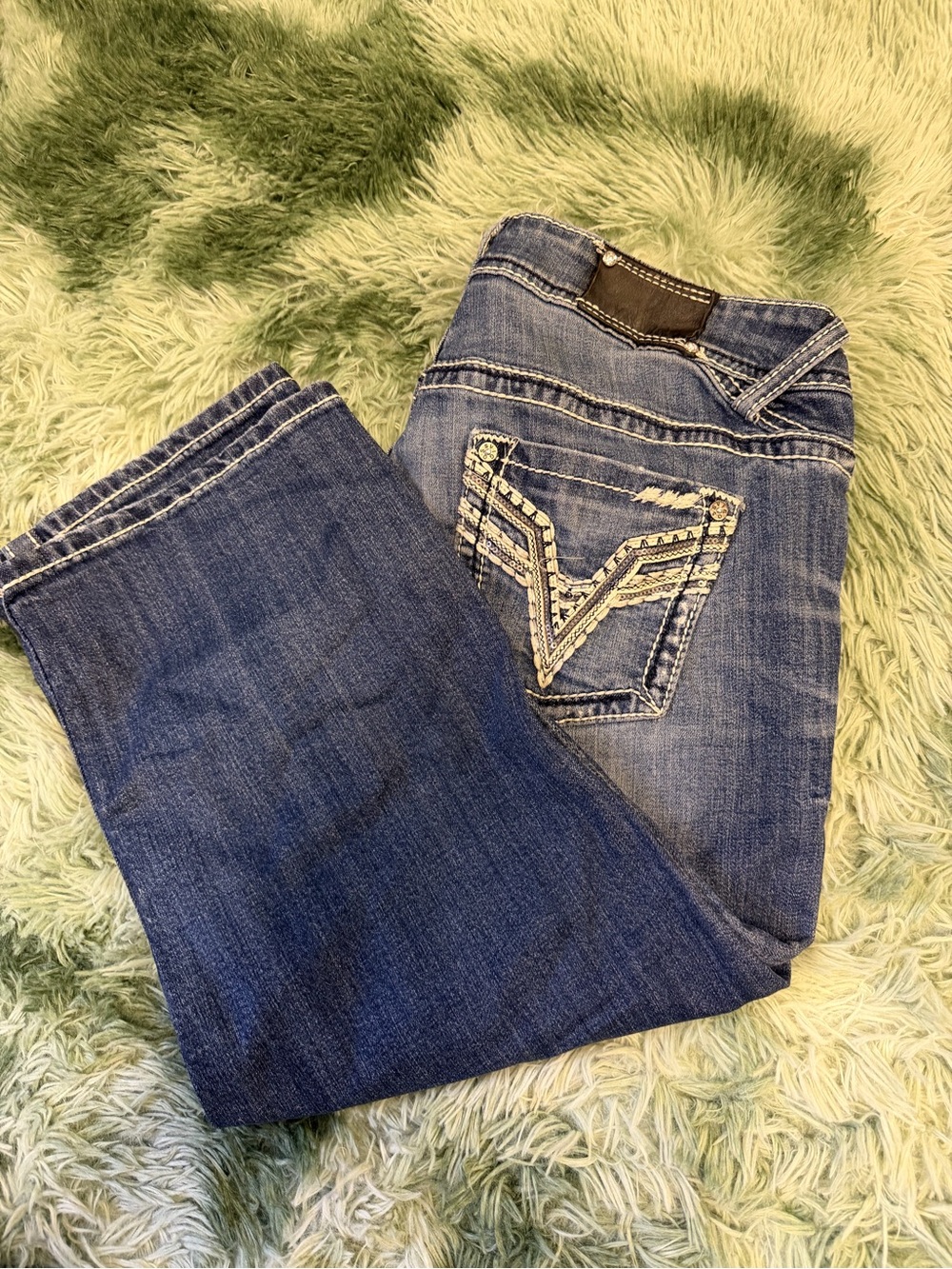 Classic Women's Blue Denim capris